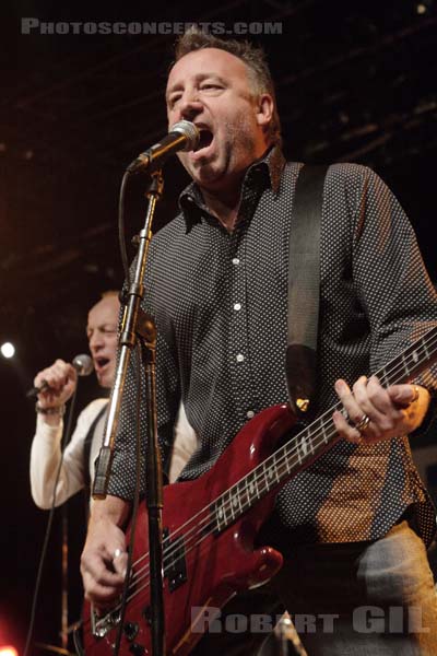 PETER HOOK AND SECTION 25 - 2008-11-06 - PARIS - Elysee Montmartre - 